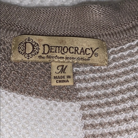 🔴 Short sleeve loose mesh like top - Picture 2 of 2